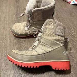 Sorel Tivoli II Waterproof Winter Boots Women’s 7